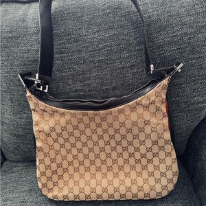 Gucci Tan and Black Shoulder Bag